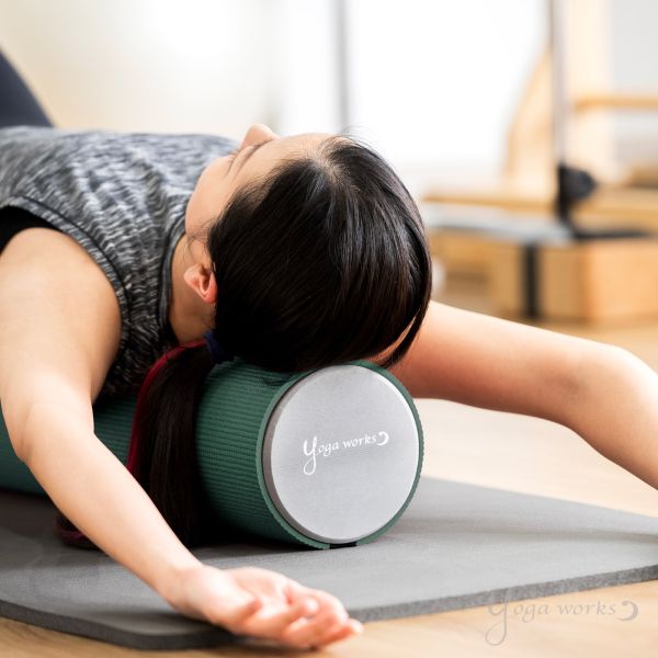 ピラティス・ローラー GRIPPONE(グリッポン) アーモンドグリーン